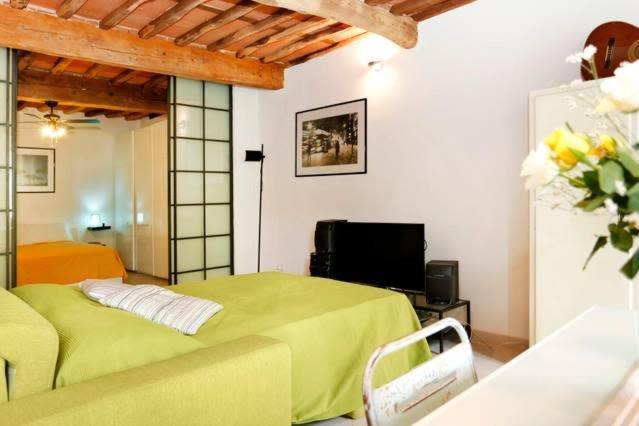Casa Amorino Apartment Лука Екстериор снимка