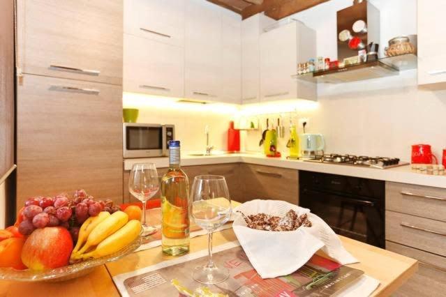 Casa Amorino Apartment Лука Екстериор снимка